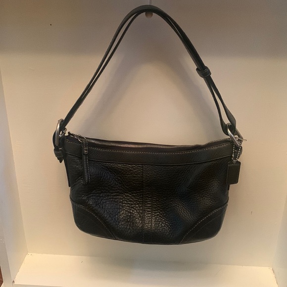 Coach Handbags - Coach Pebbled Leather Convertible Crossbody/Shoulderbag F12321